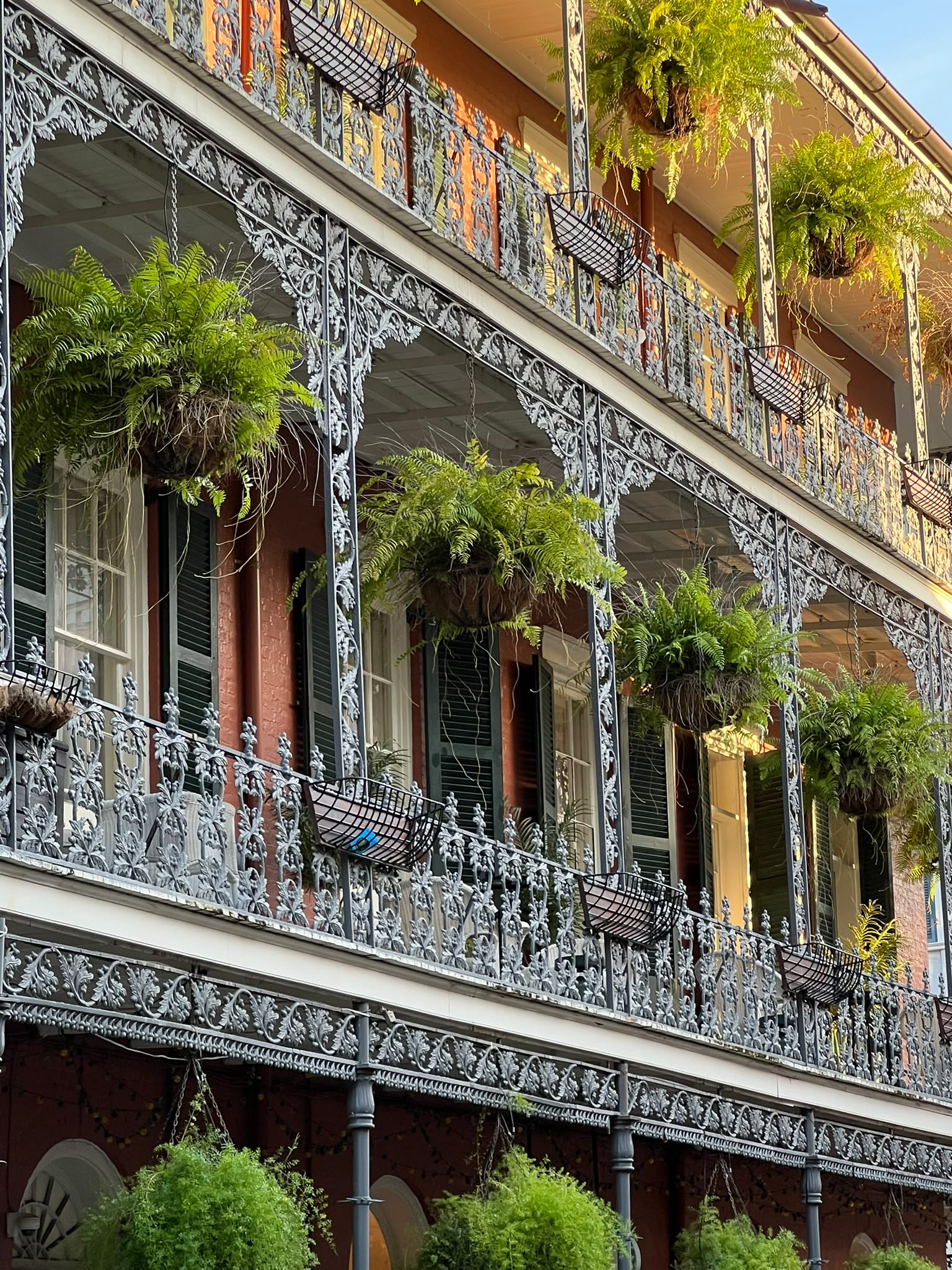 Balcone decorato nel French Quarter di New Orleans